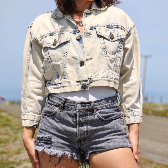 Vintage 80s Light Acid Wash Cropped Denim Jacket - Picture 3 of 8